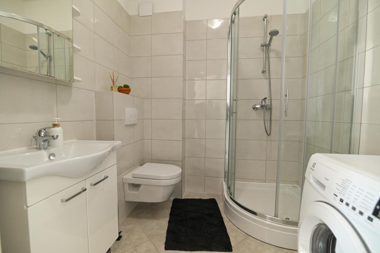 Apartment Marko Трогир Екстериор снимка