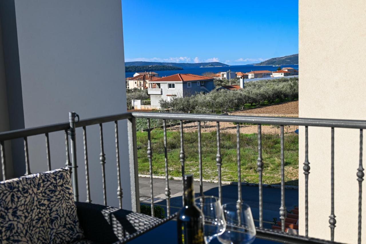 Apartment Marko Трогир Екстериор снимка