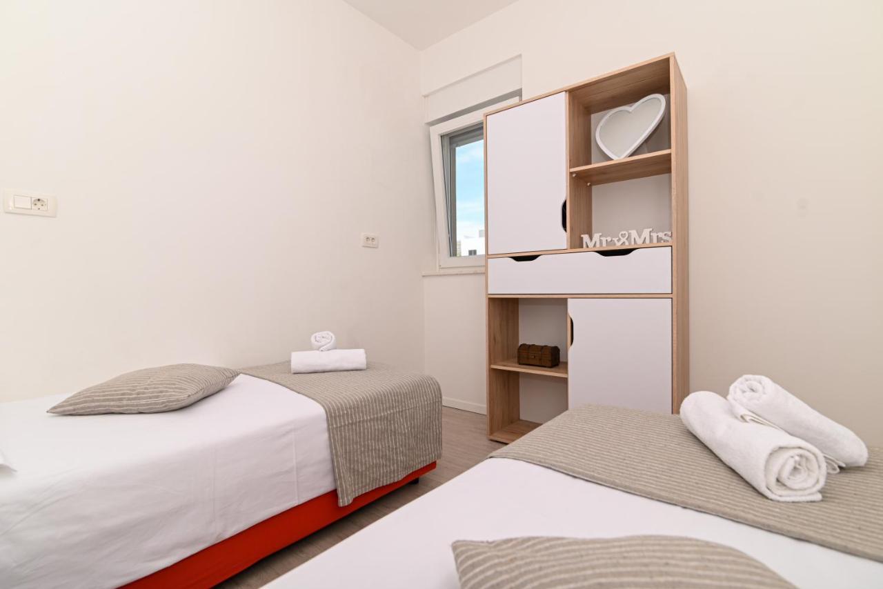 Apartment Marko Трогир Екстериор снимка