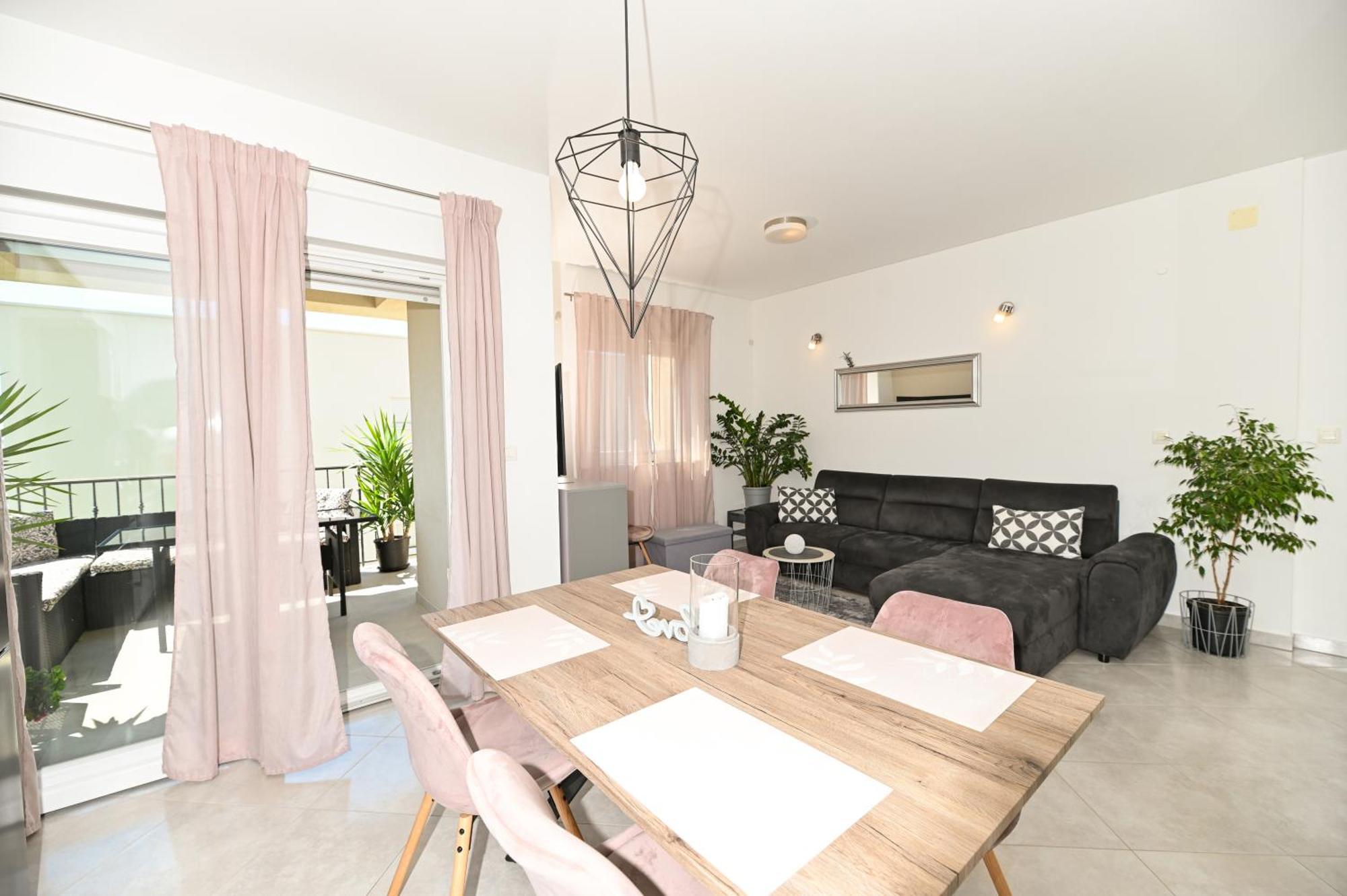 Apartment Marko Трогир Екстериор снимка