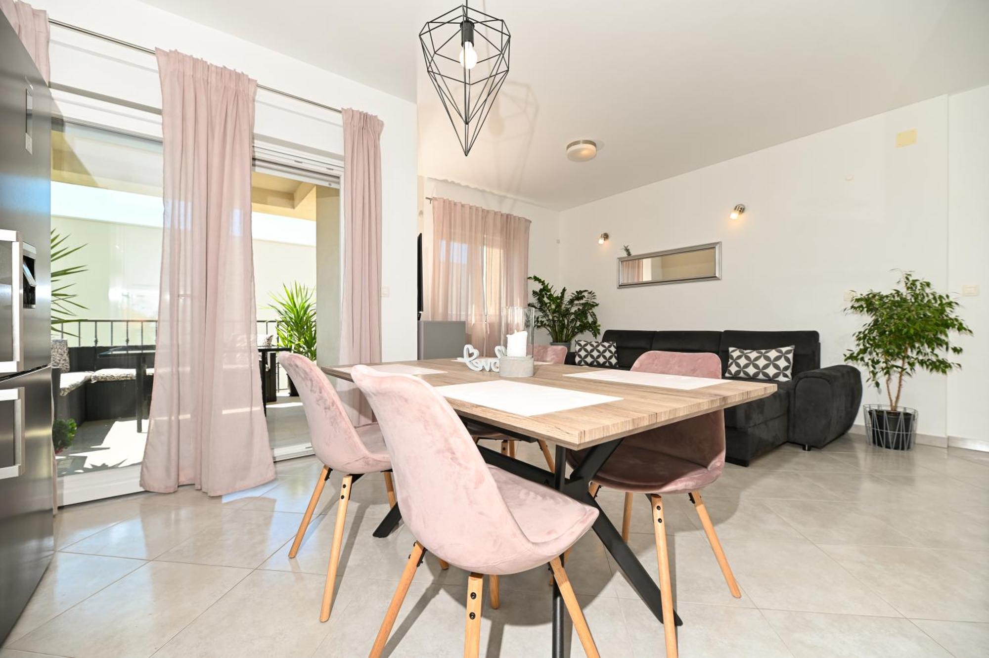 Apartment Marko Трогир Екстериор снимка